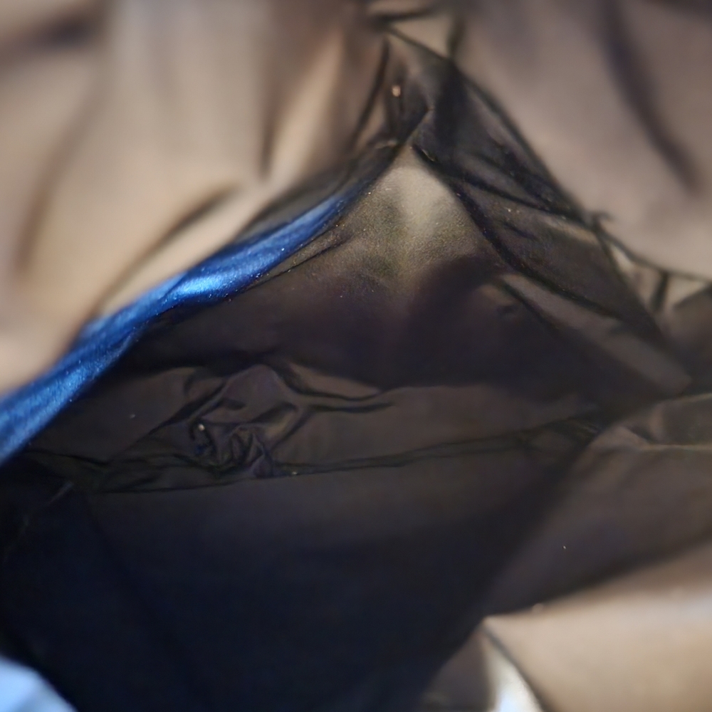 Marc Jacobs New York Black quilt crossbody - Picture 8 of 8